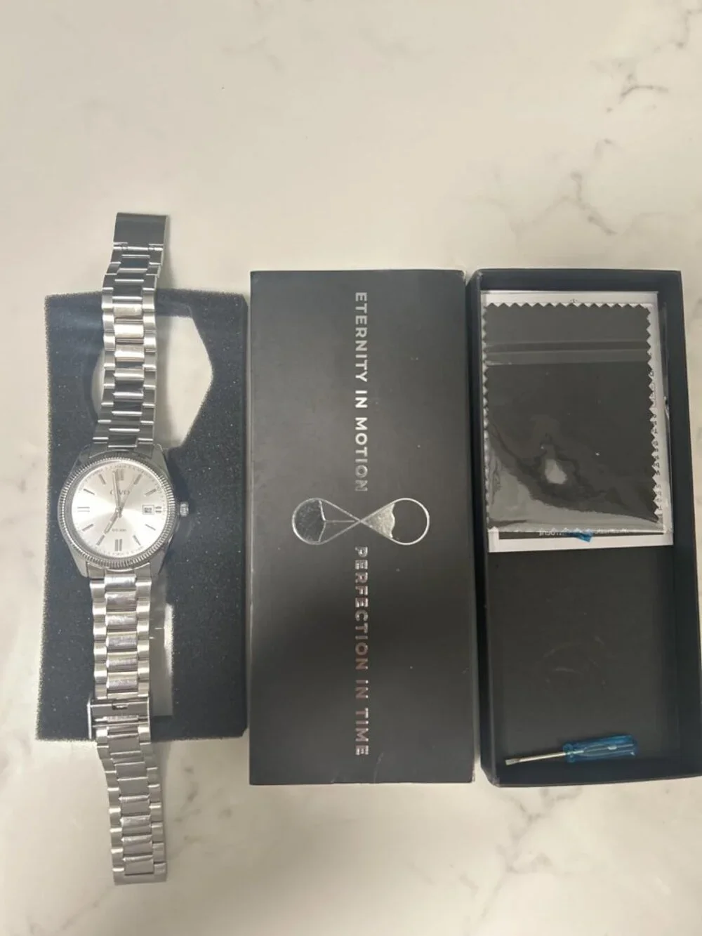 Watch for Men Analog Silver Wrist Quartz Movement Stainless Steel Luminous